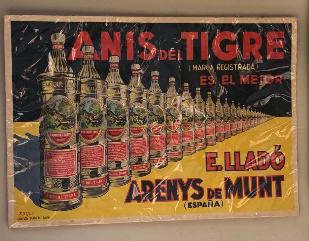 Etiqueta antigua de Anís del Tigre, Arenys de Munt